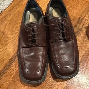Kenneth Cole New York Brown Oxfords Classic Style